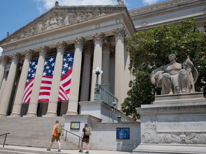 National Archives VIP Skip-The-Line Entry Small-Group Guided Tour