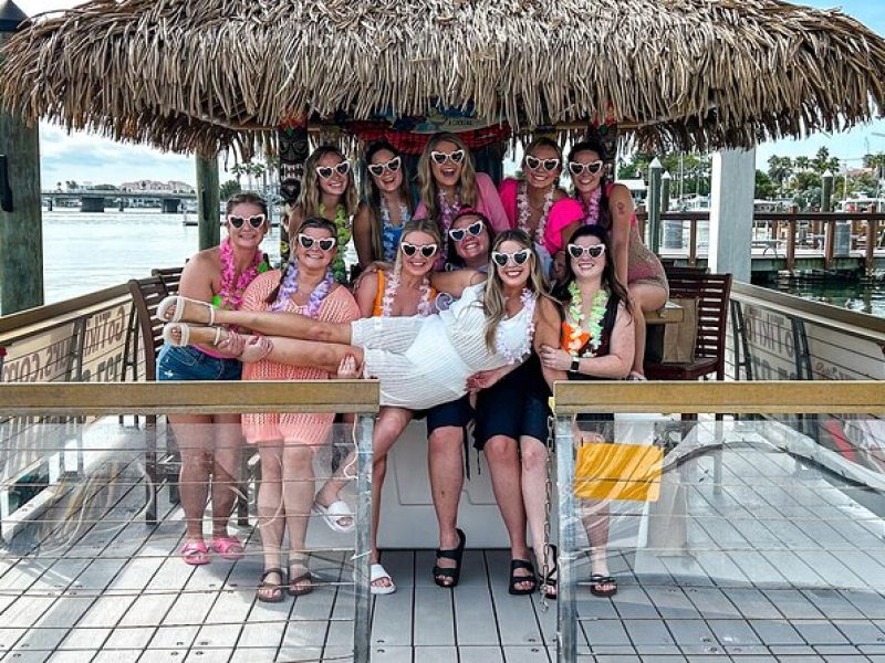 2 Hour Private Floating Tiki Boat Tour in Tampa