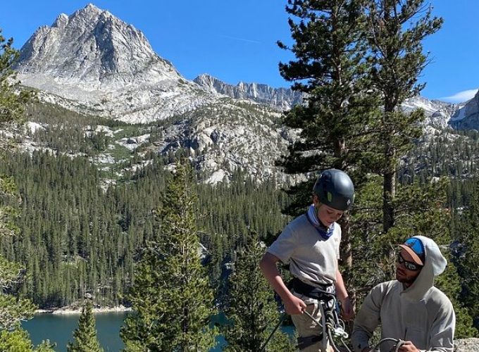 Mammoth Lakes Beginner Climbing Class