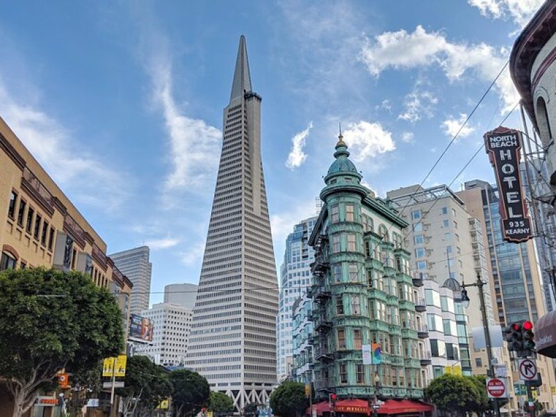 Half Day Shared Walking Tours in Historical San Francisco Pubs