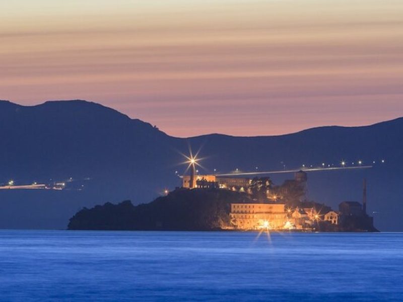 Alcatraz Night Tour with 1-Day City Bus Tour in San Francisco