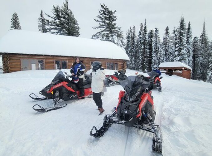 4-Hour Snowmobile Rental in Priest Lake