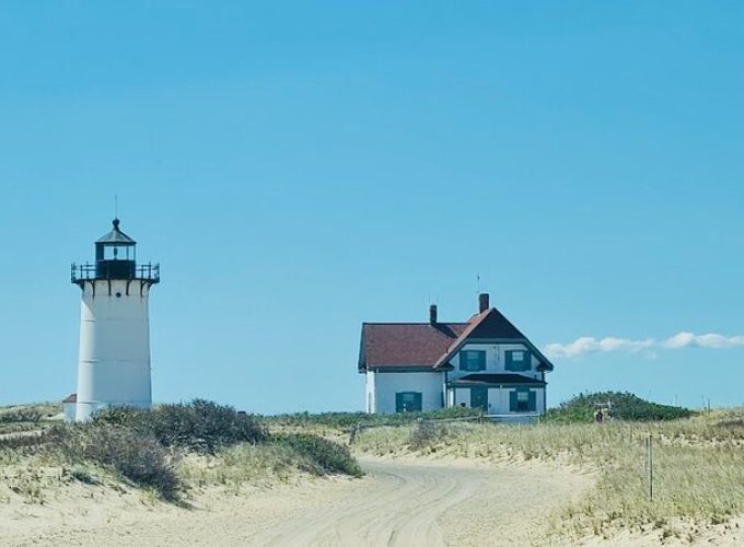 National Seashore Tour with Guided Hike