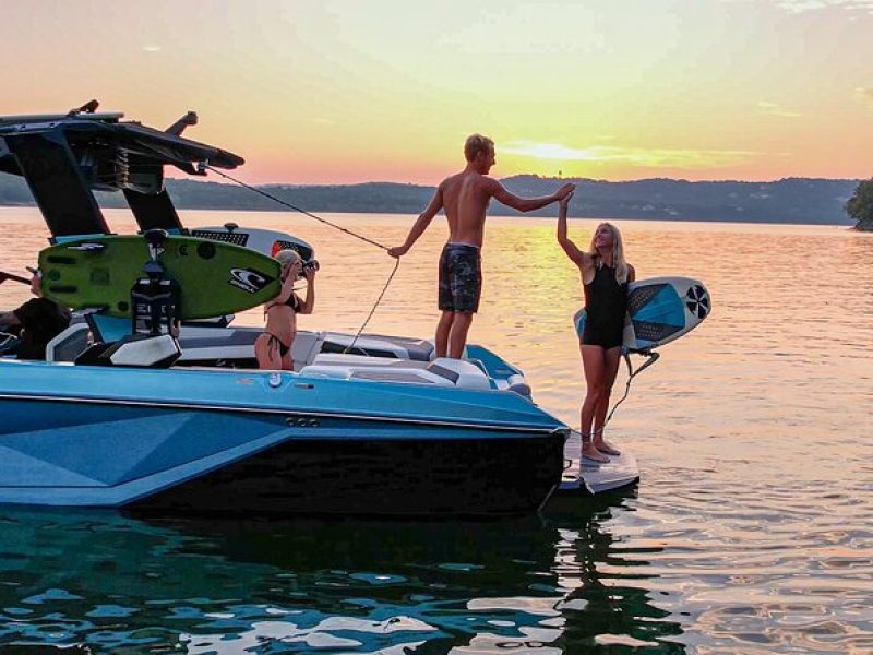 Private Guided Wakesurf Lessons on Table Rock Lake