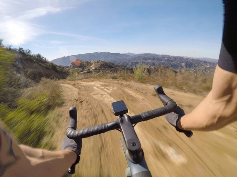 3 Hours Gravel Ride in Los Angeles with Photos Included