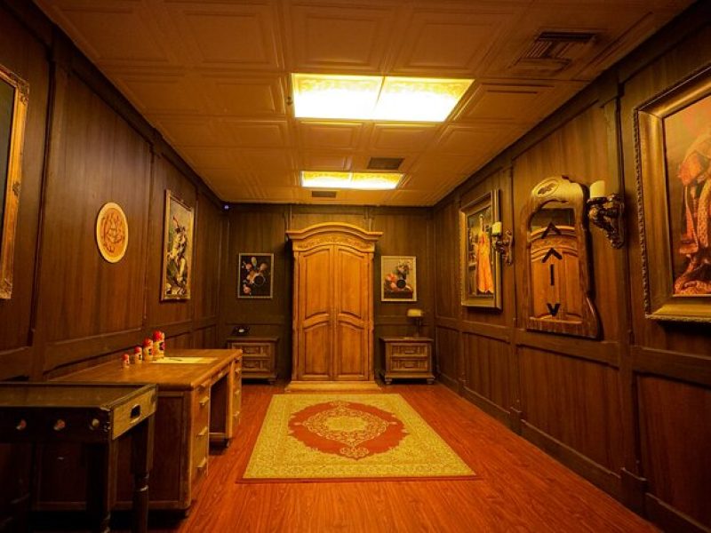 The Lair of The Puzzlemaster Private Escape Room in California