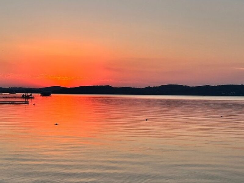 Private Sunset Sightseeing Cruise in Lake Leelanau