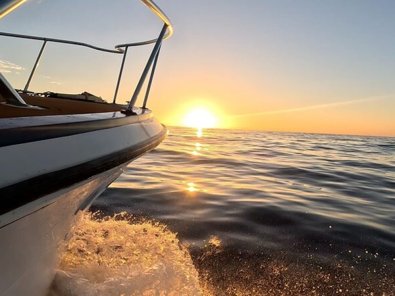 Sunset Cruise along Waikiki Coastline