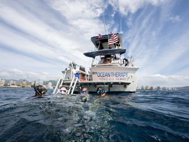 Private Snorkeling Cruise in Waikiki