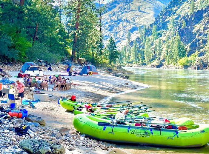 5 Day Main Salmon Rafting Tour with Meals Included