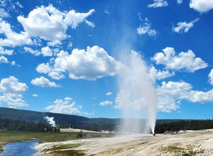 Private Bespoke Photography Tour of Yellowstone National Park