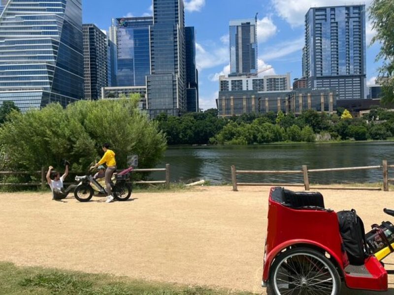 Guided Private Electric Pedicab Tour of Austin