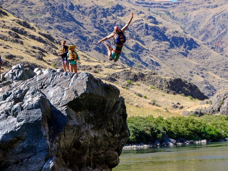 5 Days Guided River Rafting Excursion through Hells Canyon