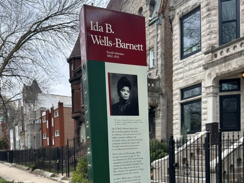 Chicago's Black American historical bus tour