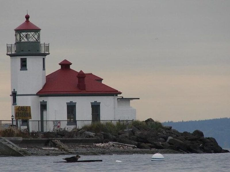 Alki Lighthouse Sea Kayak Tour