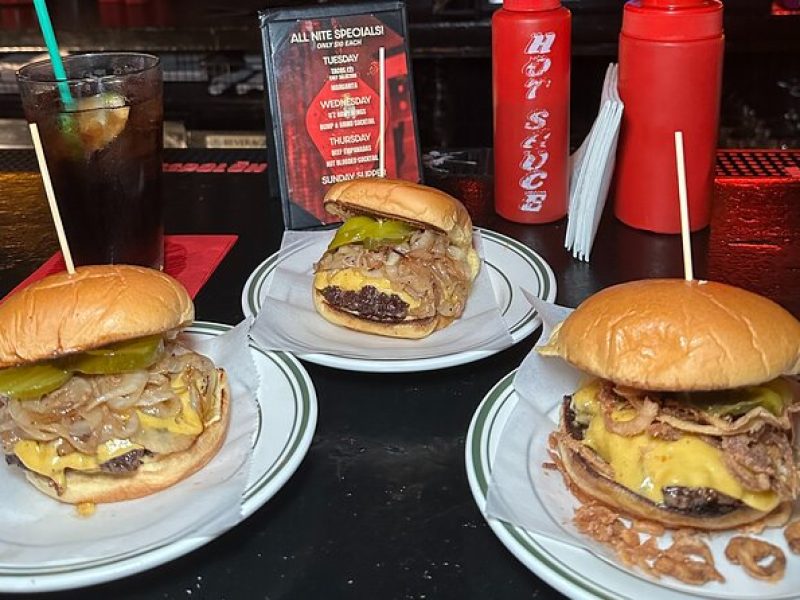 Burgers in NYC: Customized Self-Guided Tours