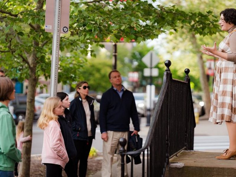 Colonial Newport Walking Tour