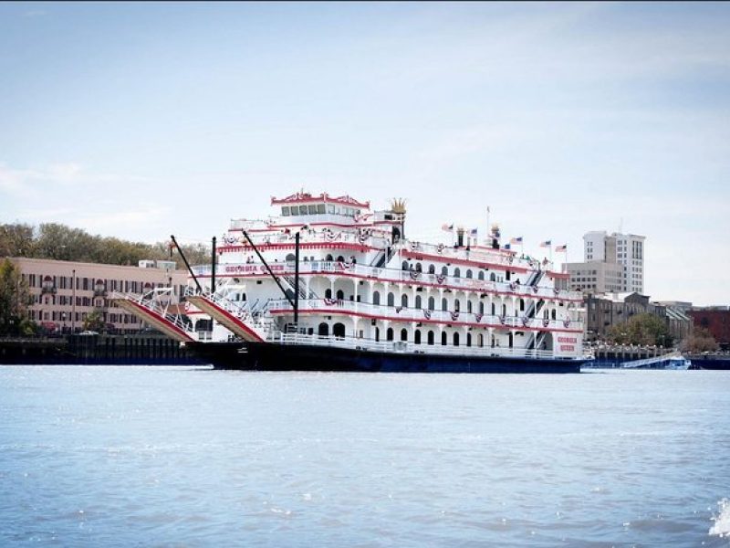 Sunday Brunch Riverboat Cruise in Savannah