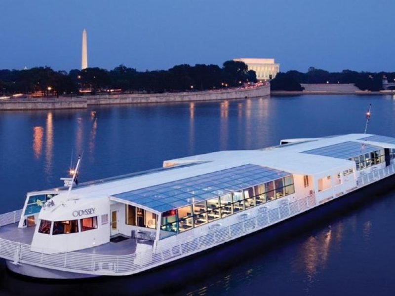 Washington DC Christmas Eve Plated Dinner Cruise