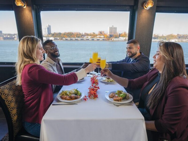 New York Thanksgiving Day Buffet Dinner Cruise