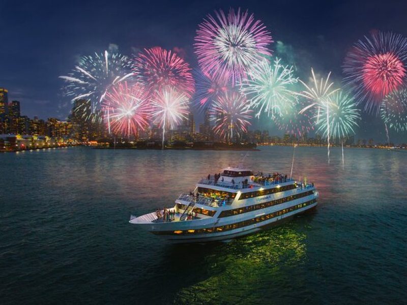 NYC New Year's Eve Fireworks Buffet Dinner Cruise