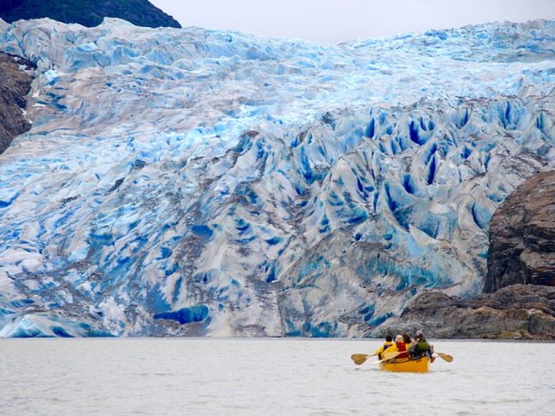 Juneau Shore Excursion: Mendenhall Glacier Canoe, Paddle and Hike