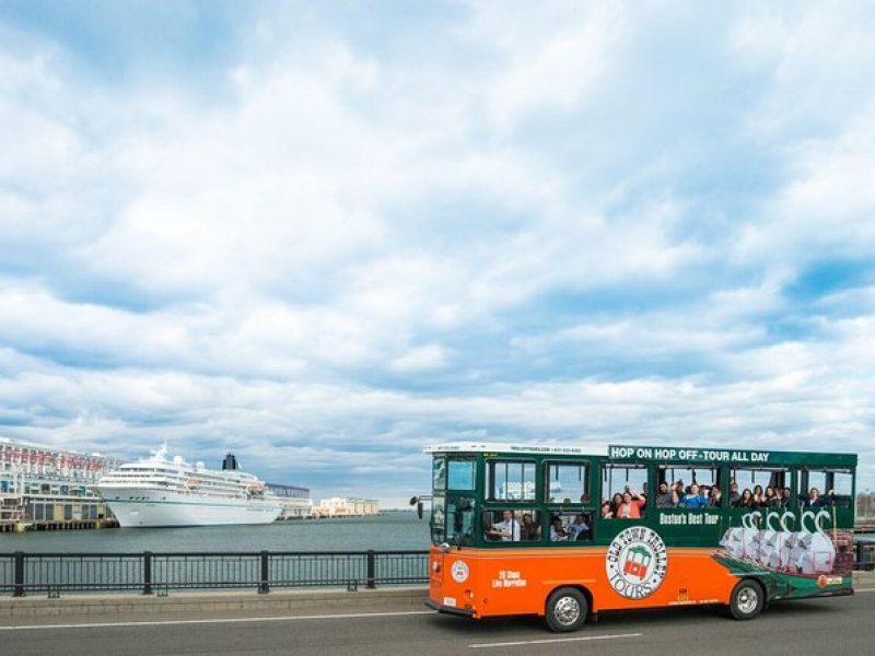 Boston Shore Excursion: Boston Hop-On Hop-Off Trolley Tour