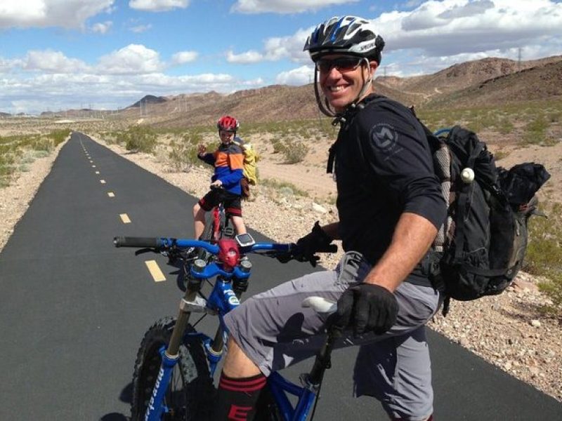 Guided or Self-Guided Road Bike Tour of Red Rock Canyon