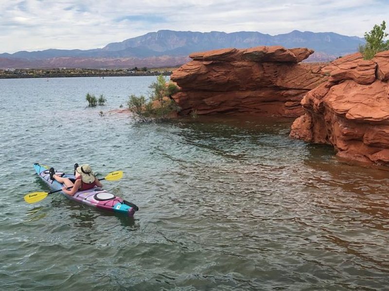 Paddleboard & Hiking 2 Day Trip from Las Vegas to Sand Hollow & Snow Canyon, UT