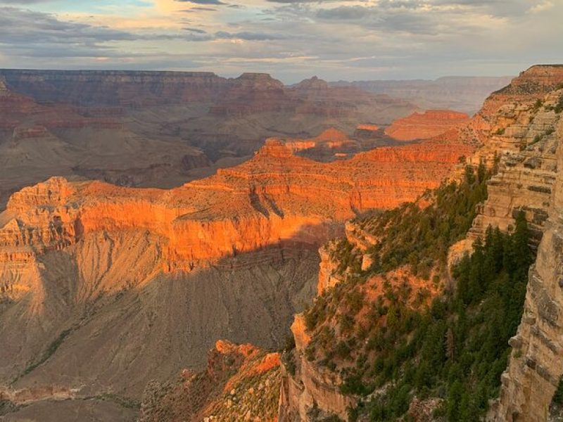 Private Grand Canyon Sunset Tour including El Tovar dinner