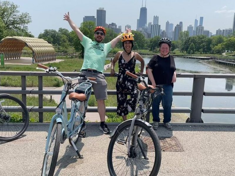 Chicago E-Bike Tour: Lakefront, Lincoln Park & Museum Campus