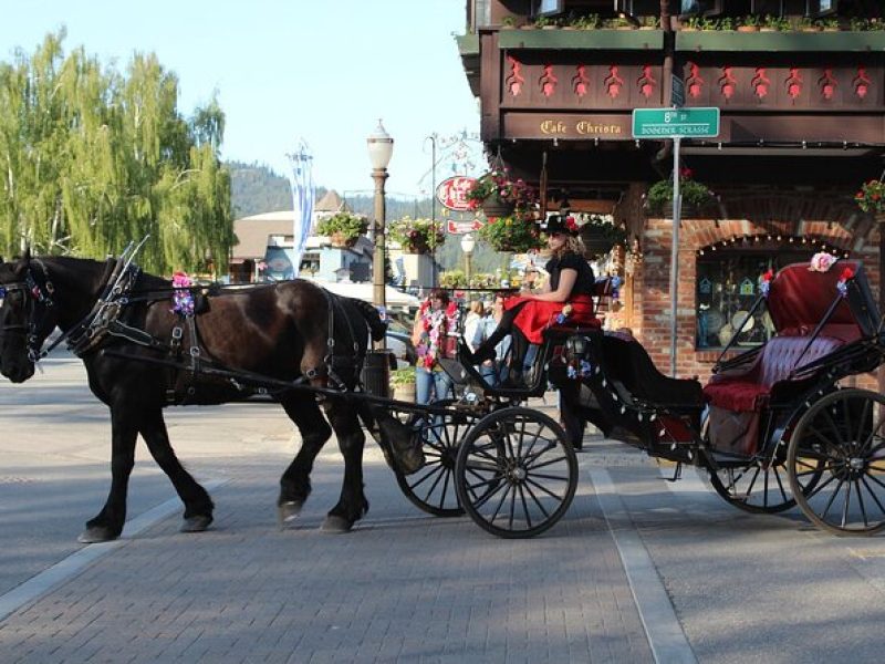 Full Day Leavenworth and Cascade Mountain Adventure Tour