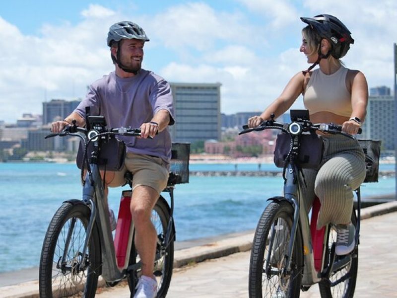 1-Day Hawaiian Style E-Bike Rental in Honolulu