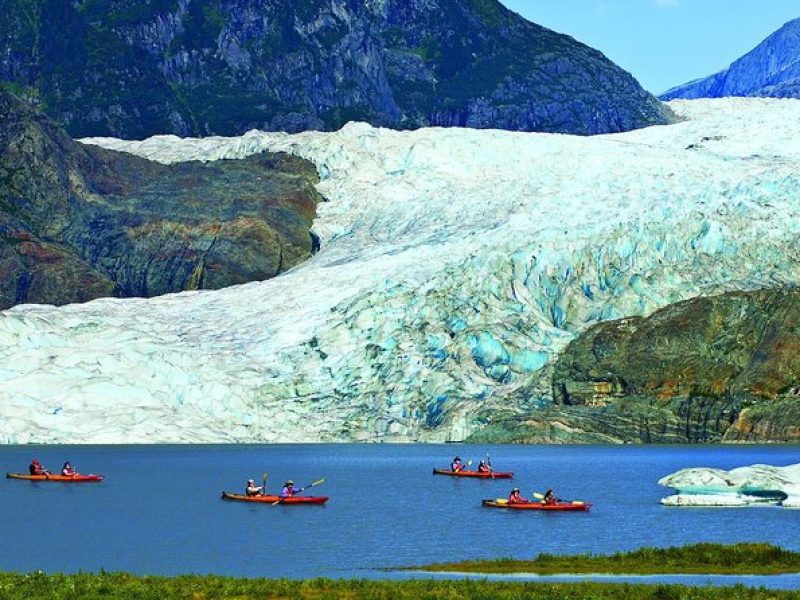 Mendenhall Lake Kayak and Salmon Bake Adventure