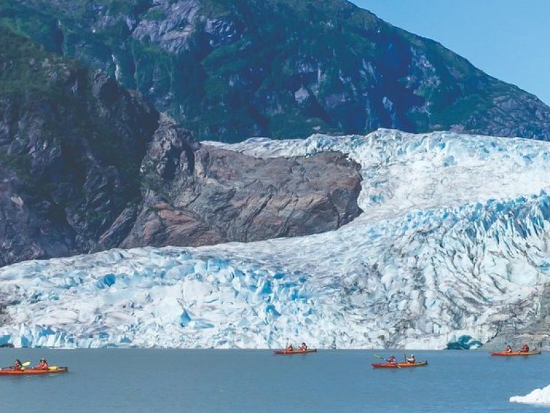 Mendenhall Lake Kayak Tour