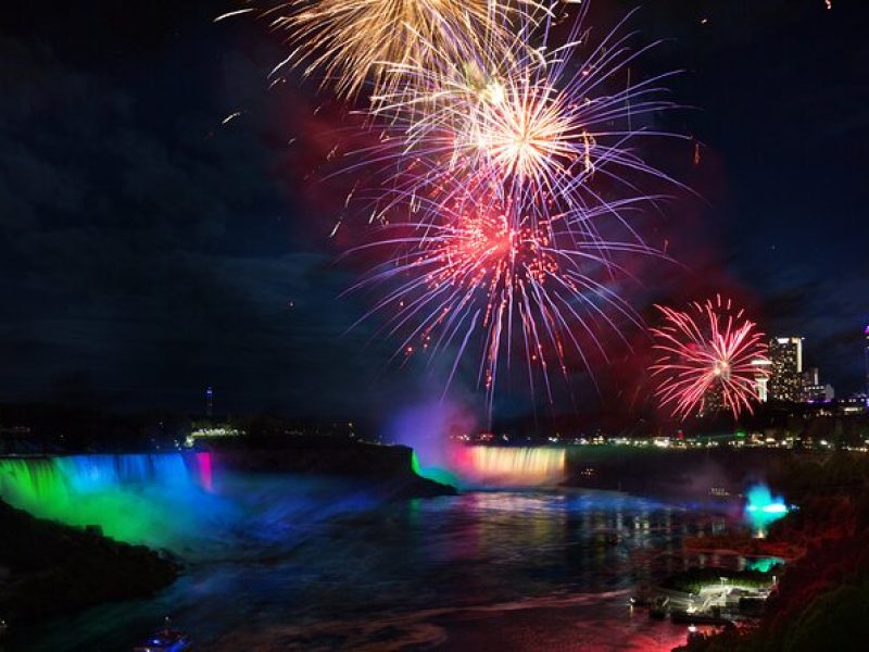 Spectacular Night Tour & Fireworks Cruise from Niagara Falls USA