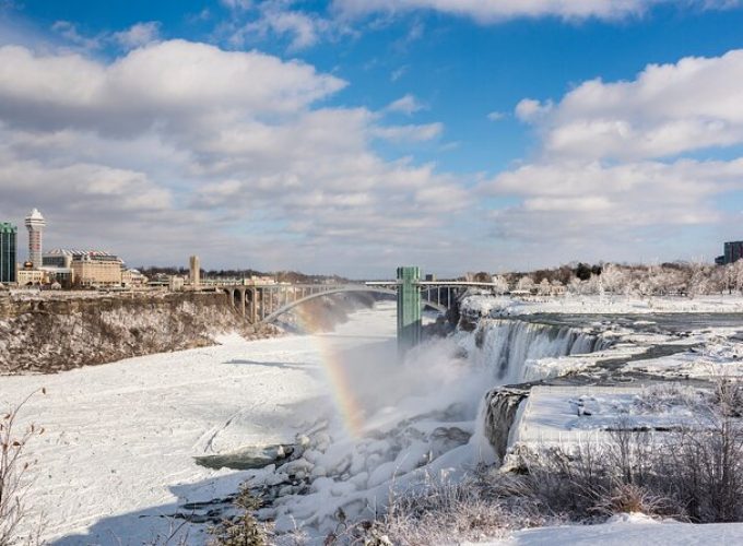 Power of Niagara: Winter Tour from USA