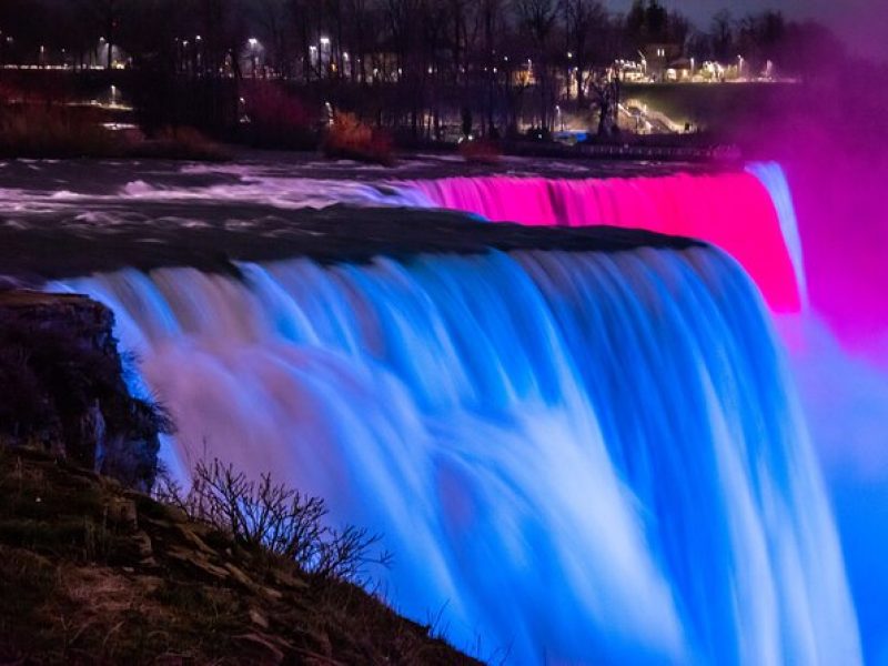 American Falls Evening Lights Tour with Maid and Cave