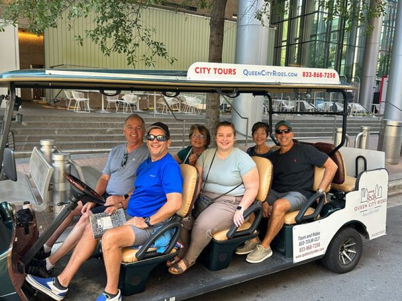 Historical city tour on eco-friendly cart