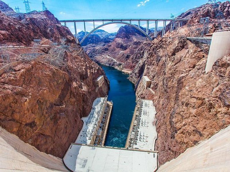 Exclusive: Private Tour of Las Vegas and the Hoover Dam