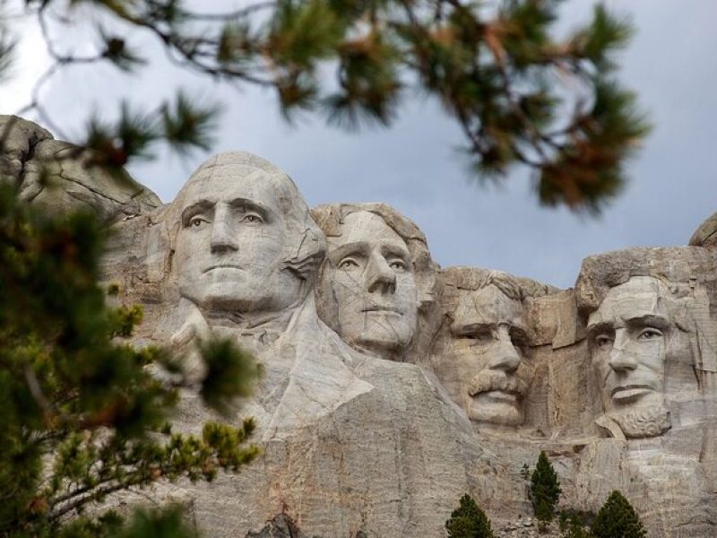 Private Half Day Mt Rushmore & Black Hills Tour