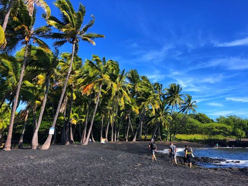 Small-Group Big Island Tour: Hawaii Volcanoes National Park and Kona Coffee Farm