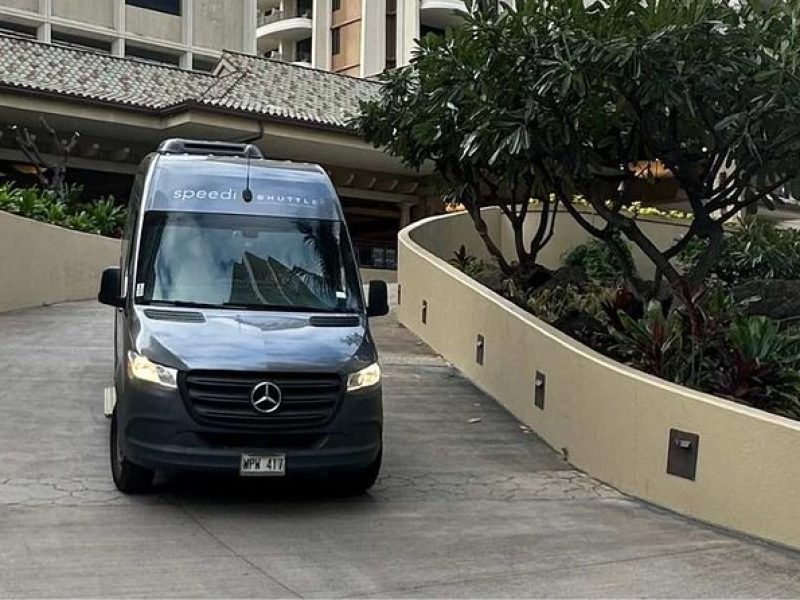 Shared Arrival Transfer: Honolulu Airport to Hotel or Cruise Terminal