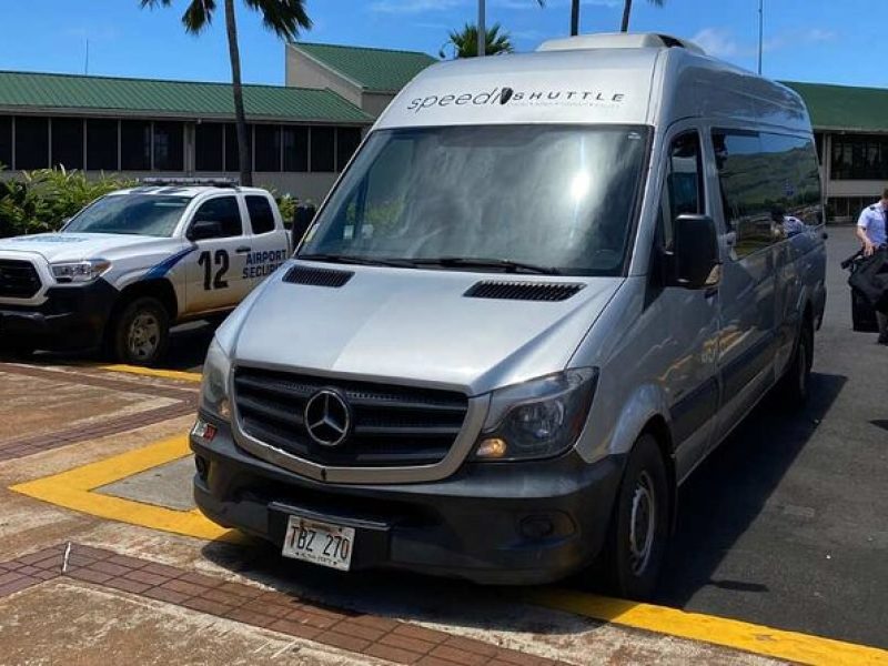 Shared Departure Transfer: Kauai Hotels to Kauai International Airport