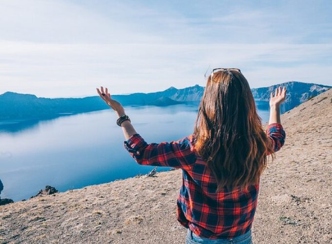 Private Crater Lake Day Trip from Eugene