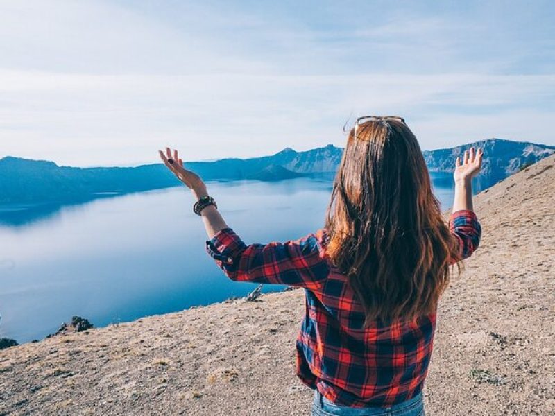 Private Crater Lake Day Trip from Eugene