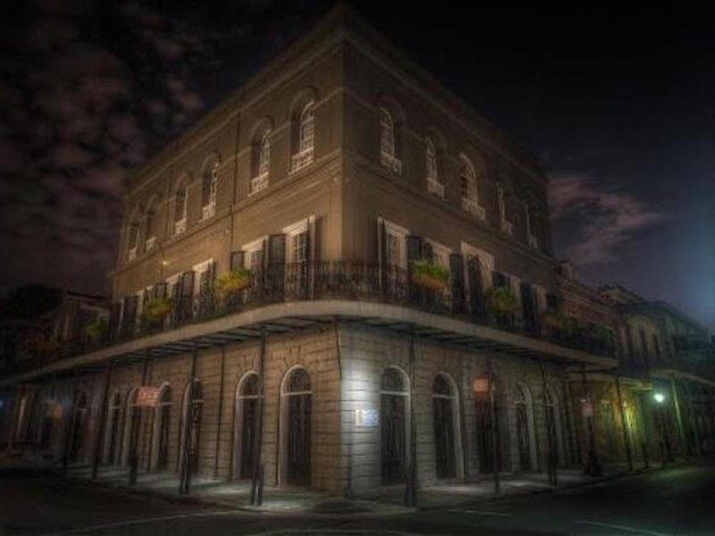 Small-Group French Quarter Haunted Ghost Tour