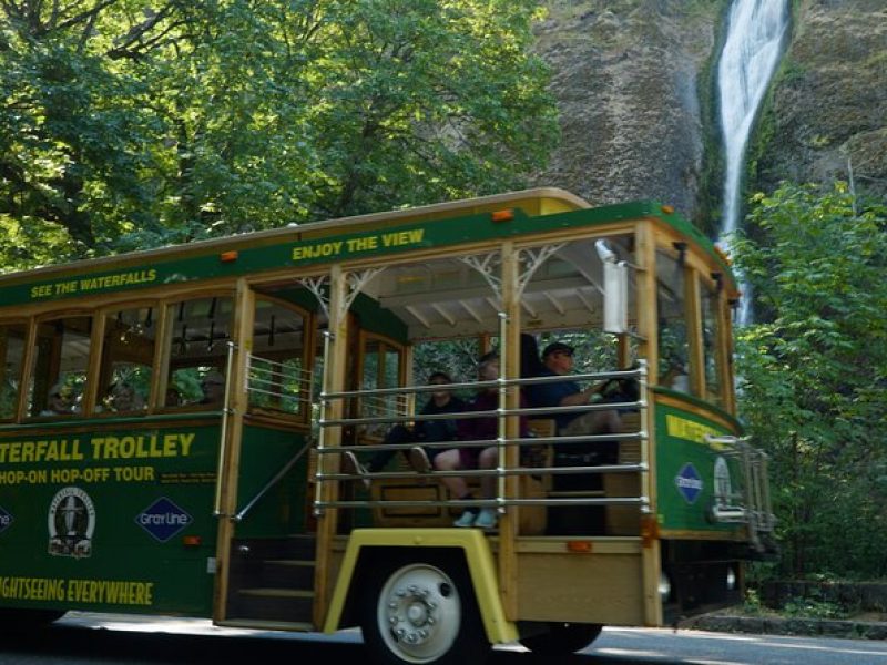 Waterfall Hop-On Hop-Off Trolley Tour Multnomah Falls Day Pass