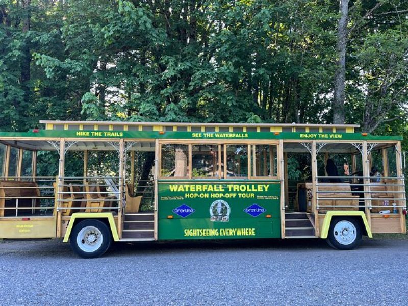 Waterfall Express Tour -Transportation to Waterfall Trolley PDX07