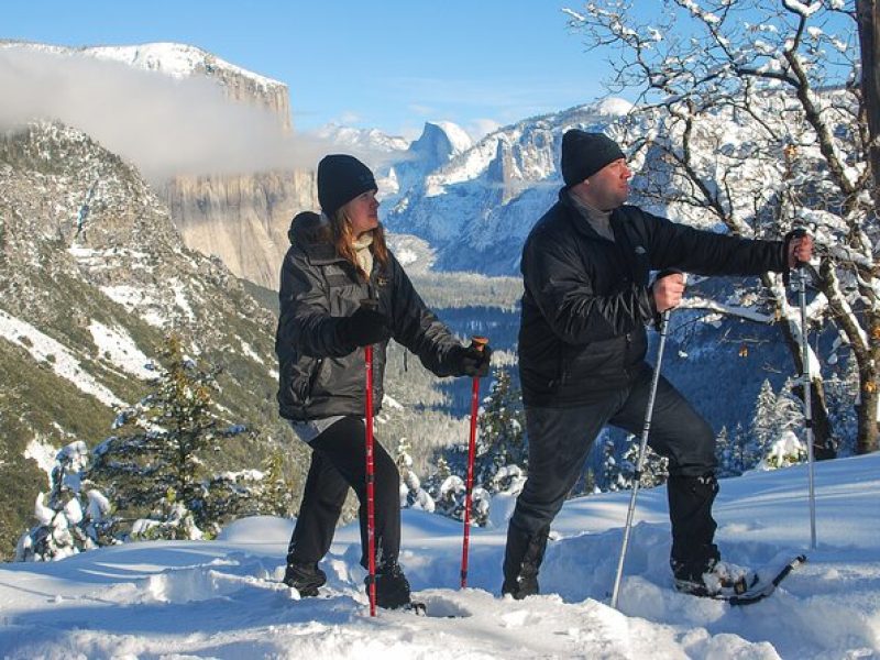 Private Guided Snowshoe Hike in Yosemite